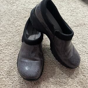 Merrell Women's Encore Moc Pro Lab Sure Grip Slip On Work Shoes Women's Size 6